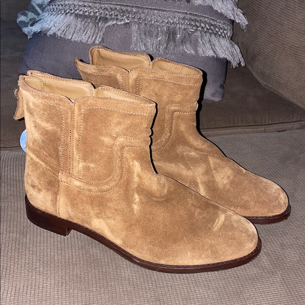 johnston & murphy suede boots